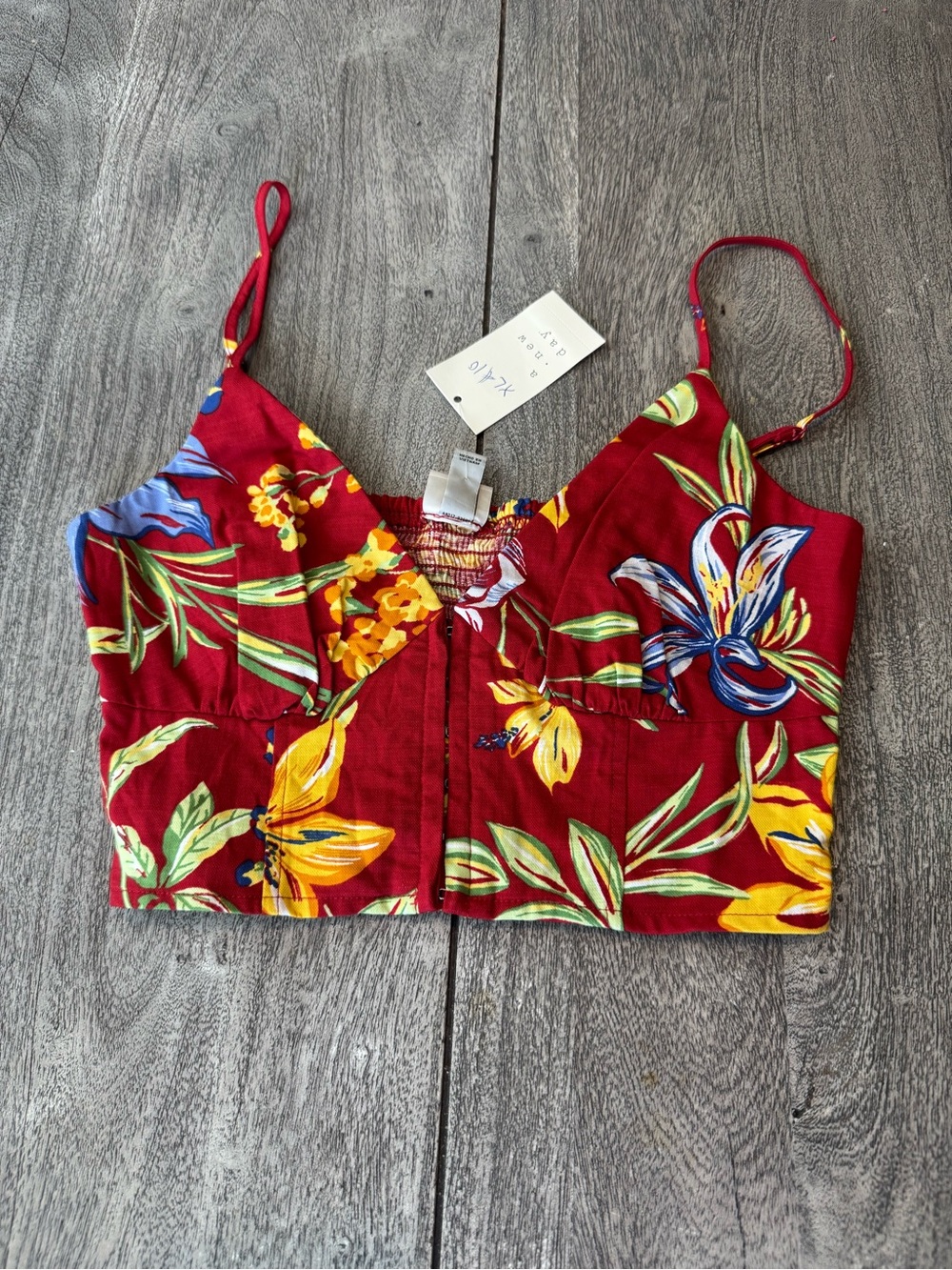 a new day Red Tropical Floral Cropped Cami